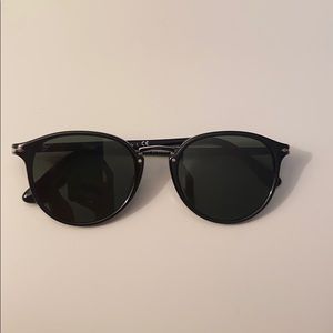 COPY - Persol Sunglasses - only worn twice